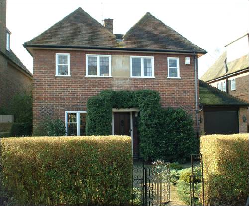 43 Litchfield Way